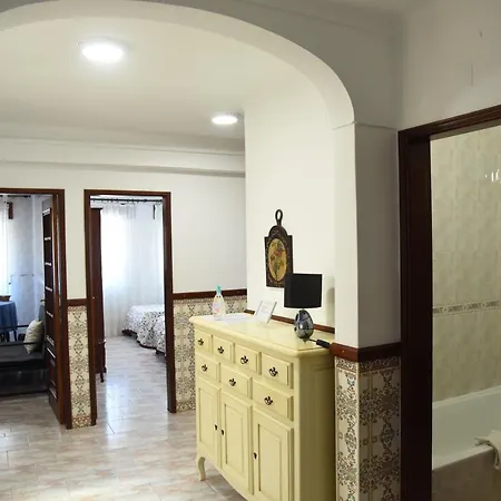 Flor Da Primavera - Residencial E Guest house