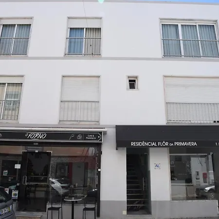 Gasthof Flor Da Primavera - Residencial E 3*