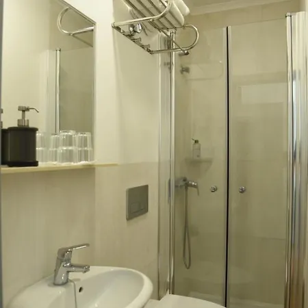 Guest house Flor Da Primavera - Residencial E