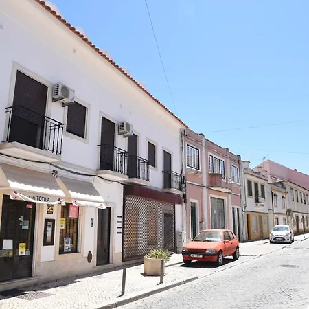 Flor Da Primavera - Residencial E Guest house *