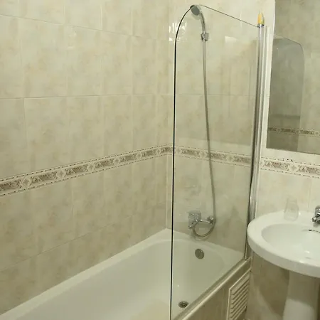 Flor Da Primavera - Residencial E Azambuja