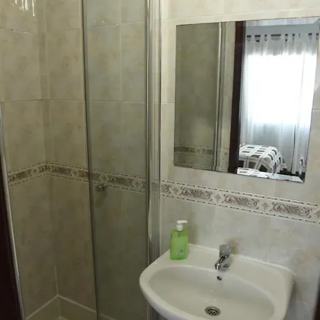 Gasthof Flor Da Primavera - Residencial E Azambuja