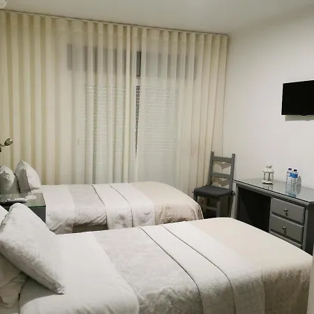 Flor Da Primavera - Residencial E *